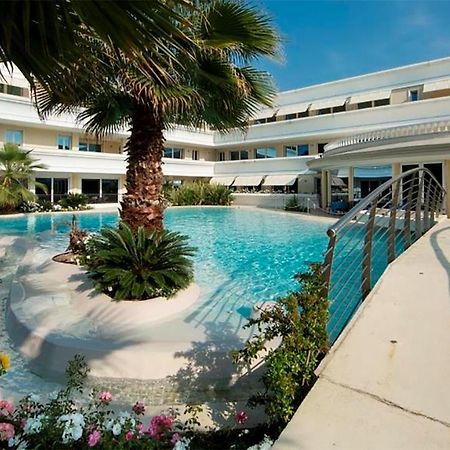 Relais Du Lac Village - Italian Homing Desenzano del Garda Bagian luar foto