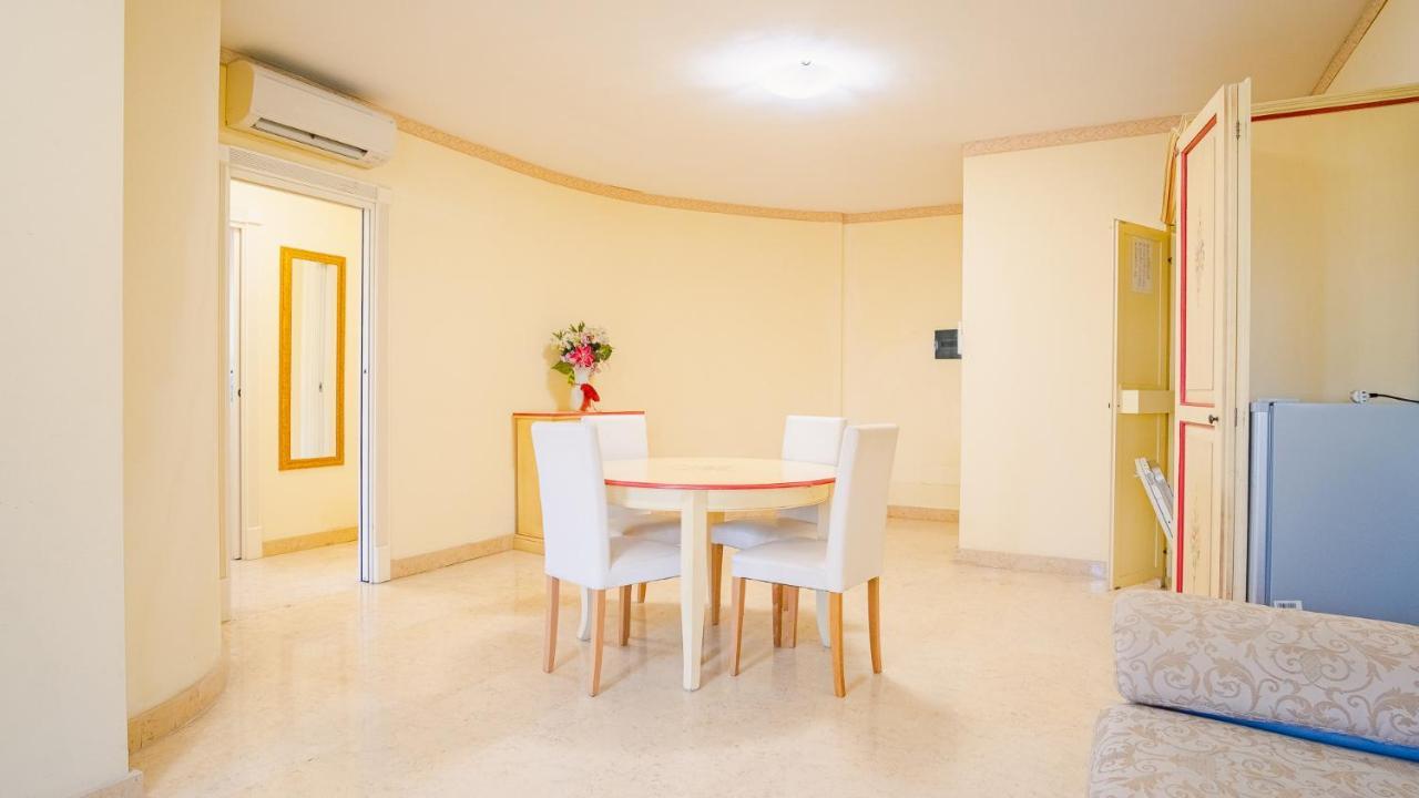 Relais Du Lac Village - Italian Homing Desenzano del Garda Bagian luar foto