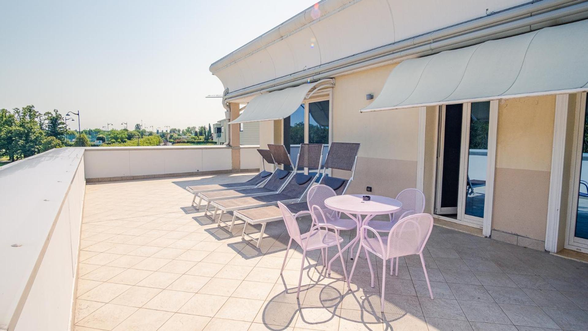 Relais Du Lac Village - Italian Homing Desenzano del Garda Bagian luar foto