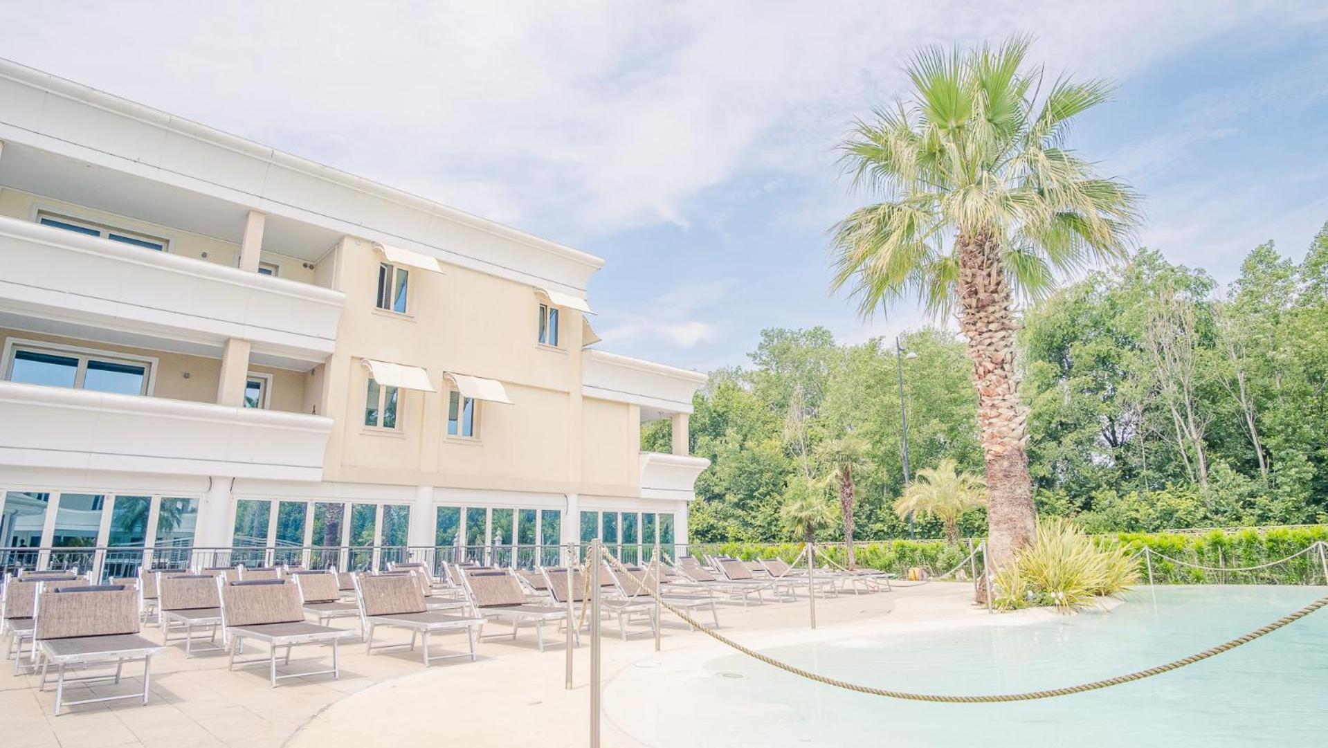 Relais Du Lac Village - Italian Homing Desenzano del Garda Bagian luar foto